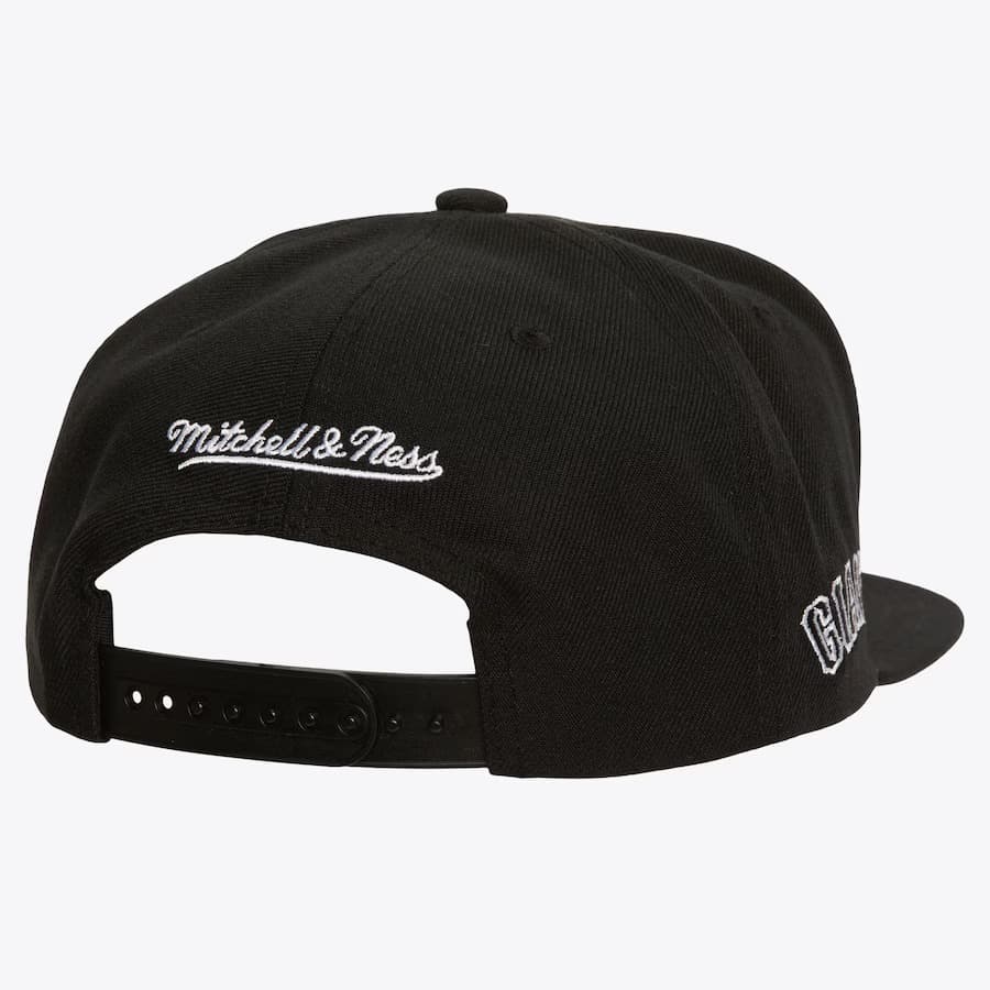 Mitchell-Ness-Black-White-San-Francisco-Giants-Evergreen-OG-Snapback-Hat-1