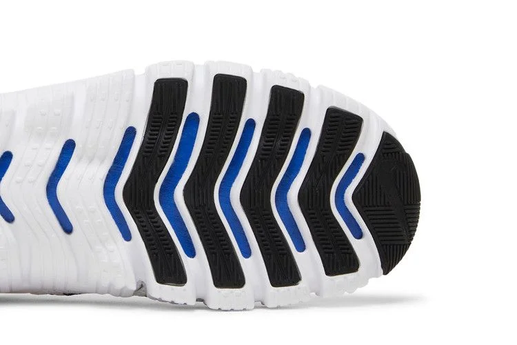 Krossovki-Nike-Wmns-Metcon-4-Printed-White-Black-4