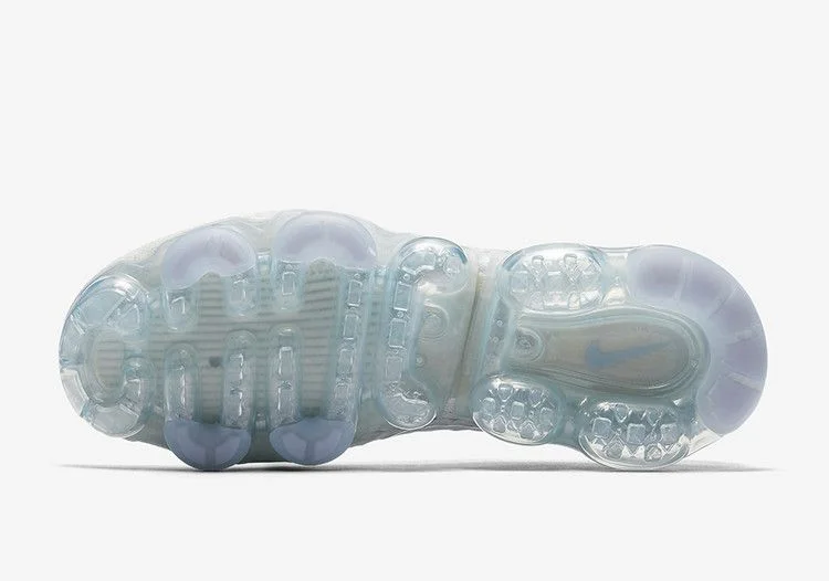 Krossovki-NikeLab-Wmns-Air-VaporMax-Ice-Blue-4