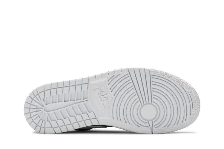 Krossovki-Wmns-Air-Jordan-1-Low-Panda-3