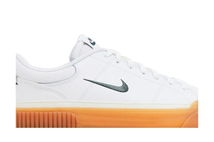 Krossovki-Nike-Wmns-Court-Legacy-Lift-White-Vintage-Green-Gum-1