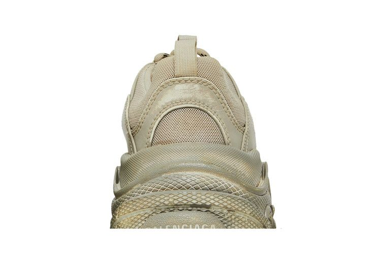 Кроссовки Balenciaga Wmns Triple S Sneaker 'Light Beige Faded'