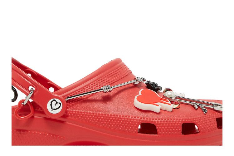 Кроссовки Crocs Karol G x Classic Clog 'Metal Hearts'