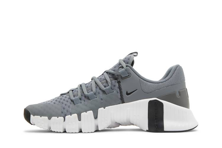 Кроссовки Nike Free Metcon 5 'Smoke Grey'