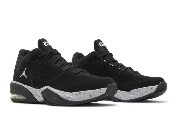 Krossovki-Air-Jordan-Max-Aura-3-GS-Black-Wolf-Grey-7
