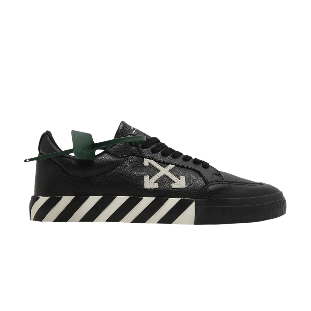 Krossovki-Off-White-Vulc-Sneaker-Black-White