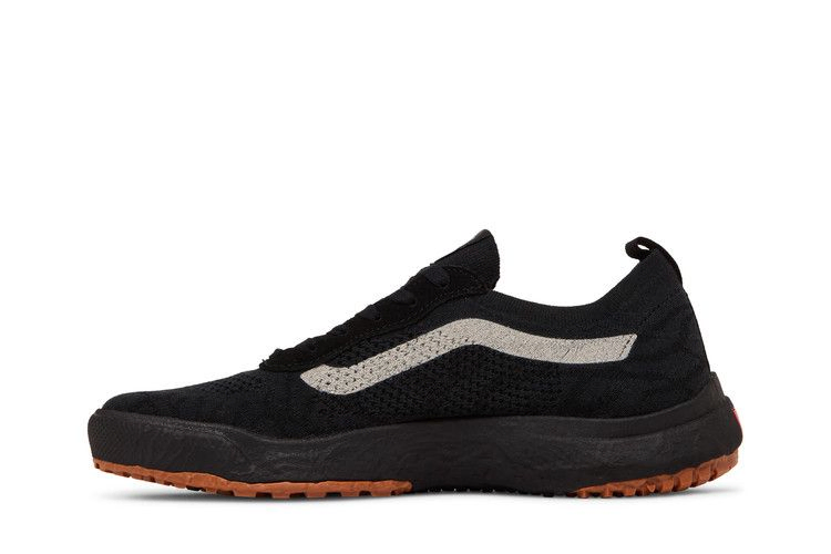 Кроссовки Vans UltraRange VR3 'Black Gum'