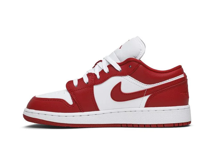 Krossovki-Air-Jordan-1-Low-GS-Gym-Red-2