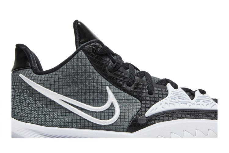Кроссовки Nike Kyrie Low 4 TB 'Black White'