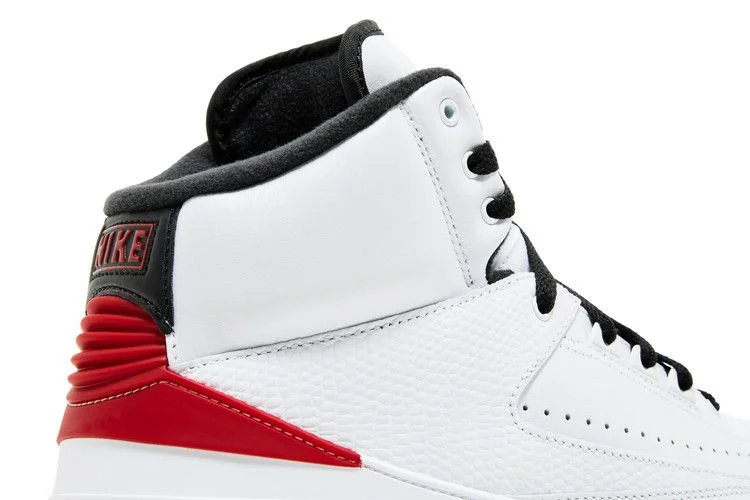 Krossovki-Air-Jordan-2-Retro-Chicago-2022-8