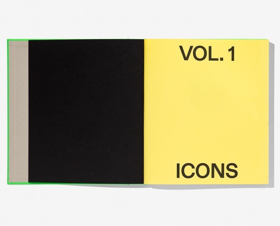 Книга Virgil Abloh x Nike ICONS "The Ten" Something's Off Book