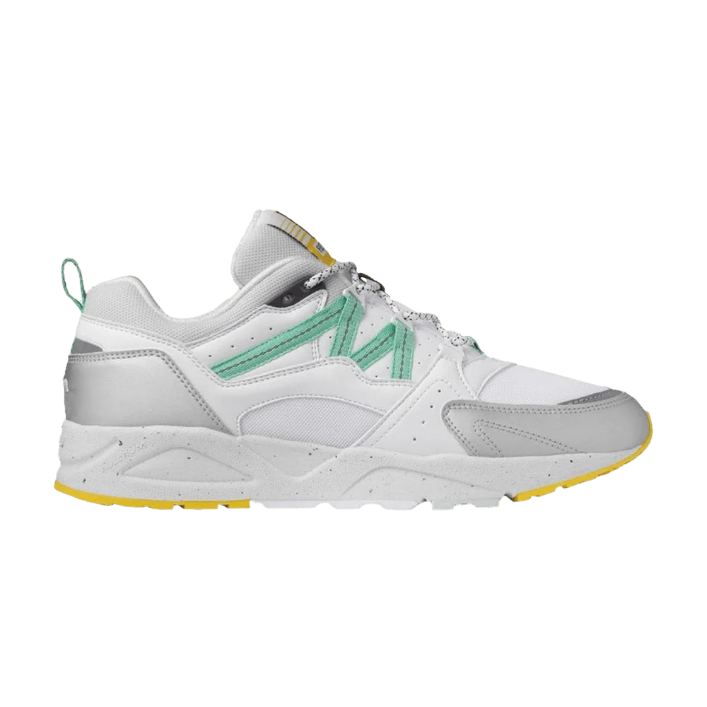 Krossovki-Karhu-Fusion-2.0-Silver-White