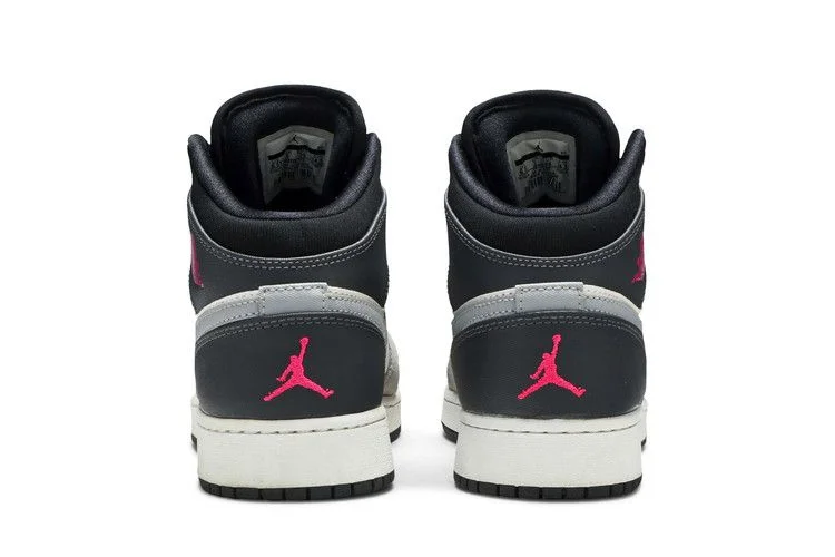 Кроссовки Air Jordan 1 Mid GS 'White Grey Hyper Pink'