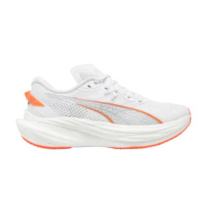 wmns-deviate-nitro-3-white-glowing-red-309708-16-300x300