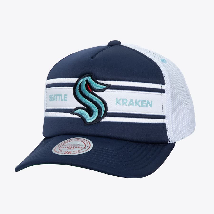 Бейсболка Mitchell & Ness Navy Seattle Kraken Sideline Trucker Snapback Hat
