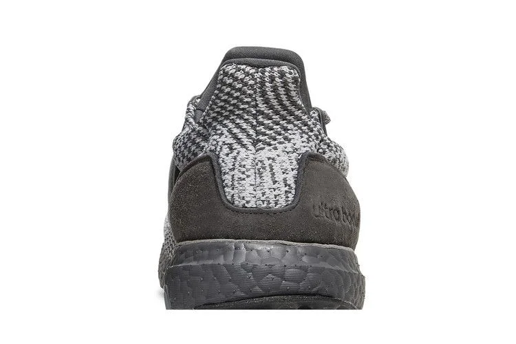 Кроссовки adidas UltraBoost DNA 'Silver'