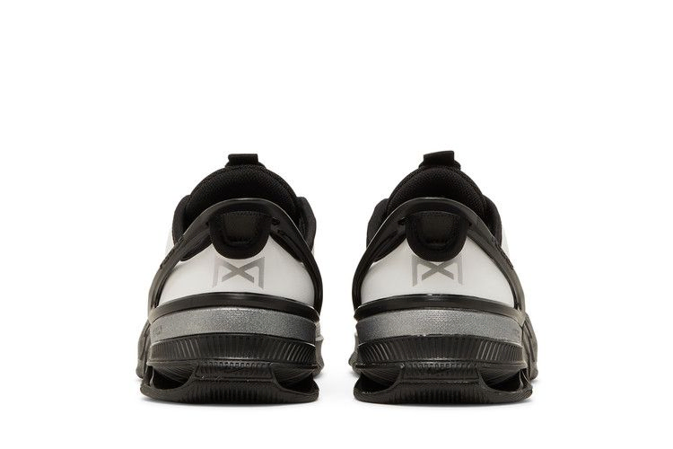 Кроссовки Nike Wmns Metcon 8 FlyEase Premium 'White Black Silver'