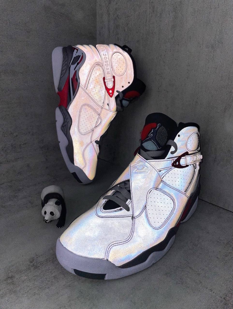 Air-Jordan-8-Retro-SP-Reflections-Of-A-Champion-3