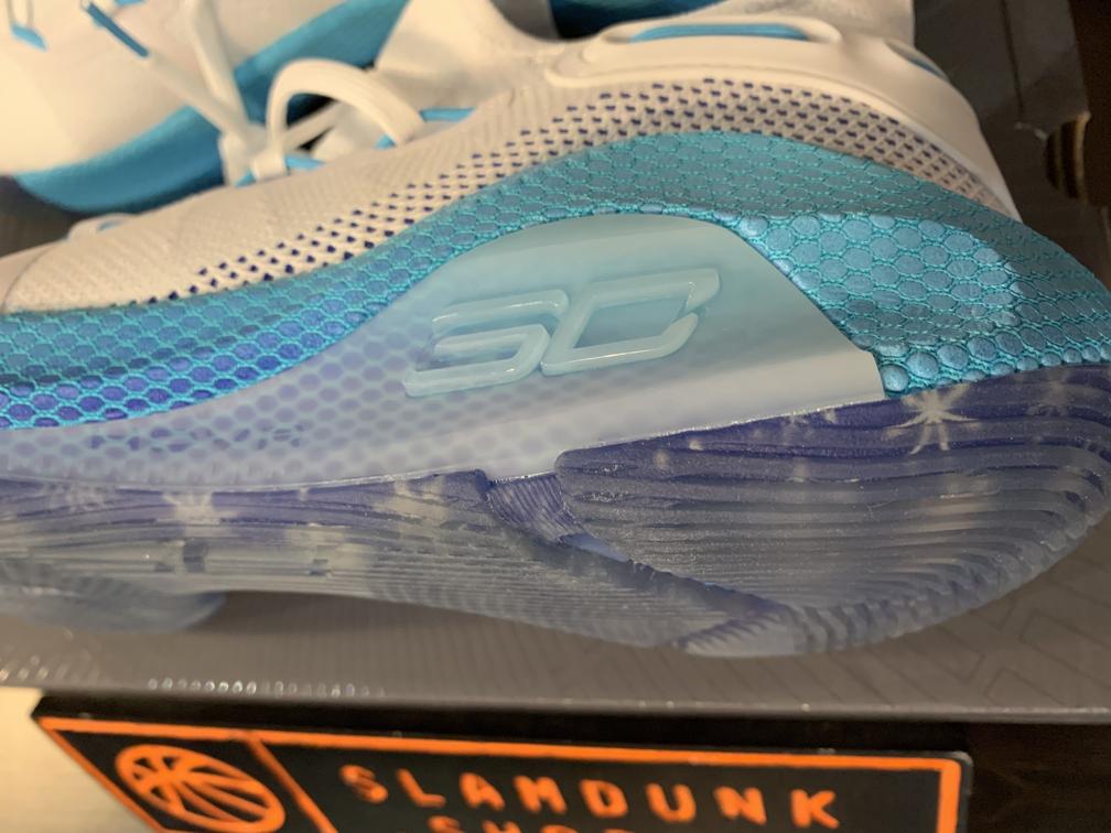 Кроссовки Under Armour Curry 6 Christmas in the Town