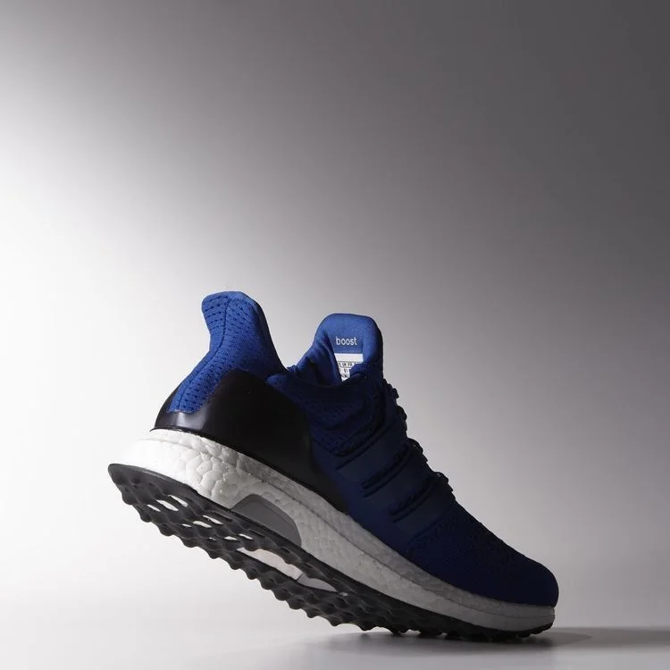 Krossovki-Adidas-UltraBoost-1.0-Royal-Blue-2