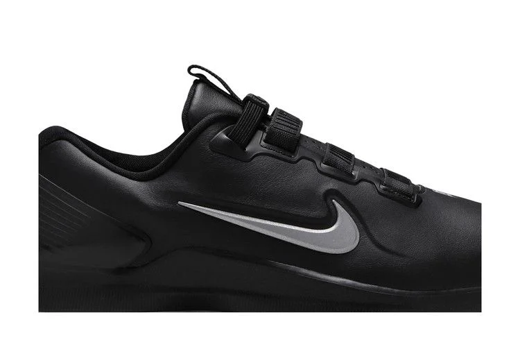 Krossovki-Nike-Tiger-Woods-71-FastFit-Black-1