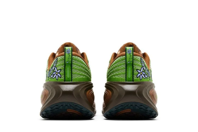 Krossovki-Nike-Wmns-Vomero-Plus-Doernbecher-2026-5
