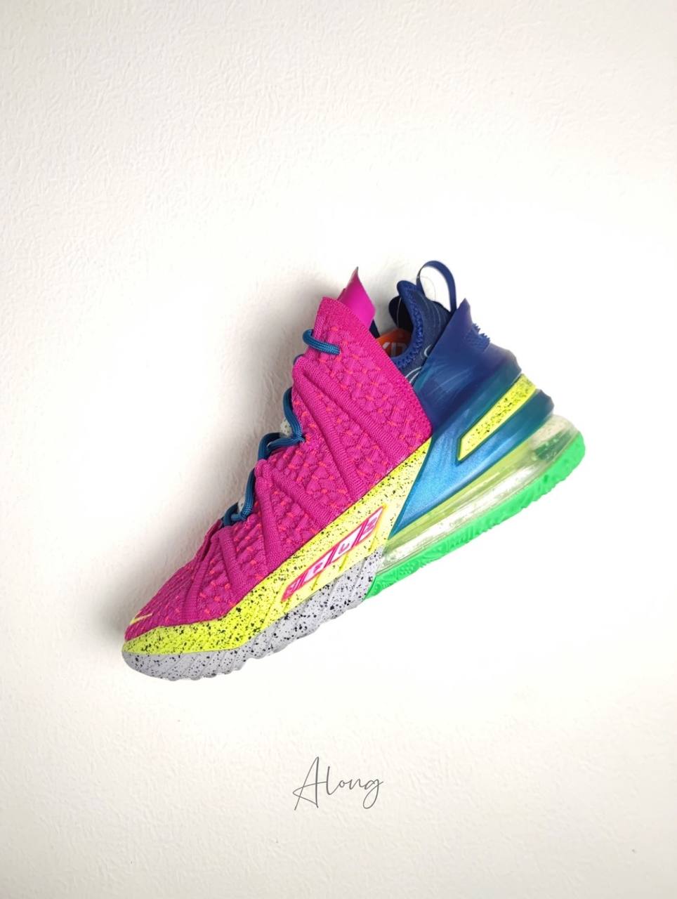 Nike-LeBron-18-Los-Angeles-By-Night-1