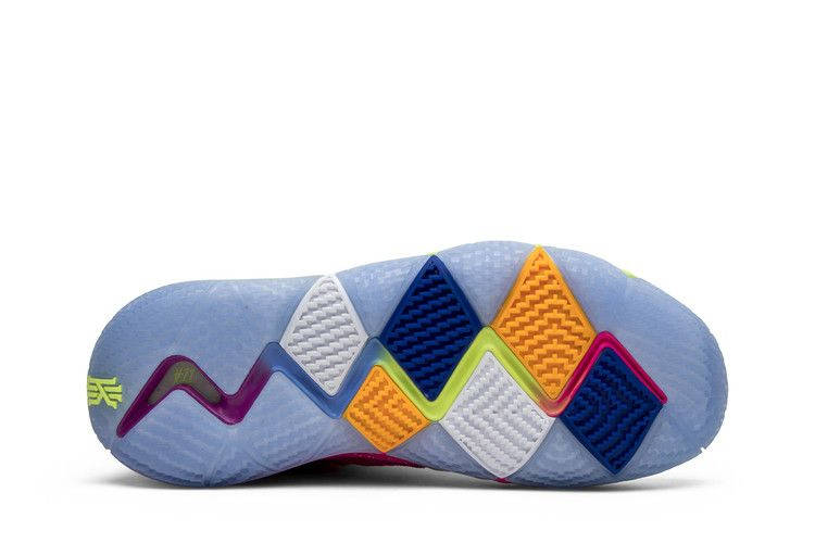 kyrie-4-confetti-aj1691-900_03