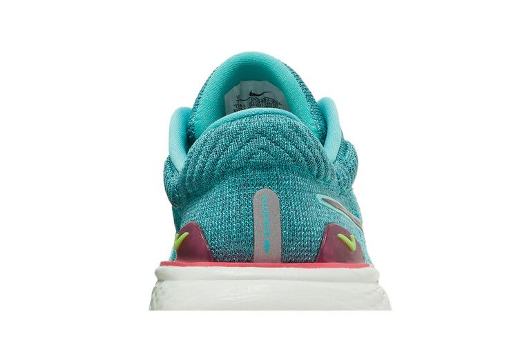 wmns-zoomx-invincible-run-flyknit-2-washed-teal-dc9993-300_06