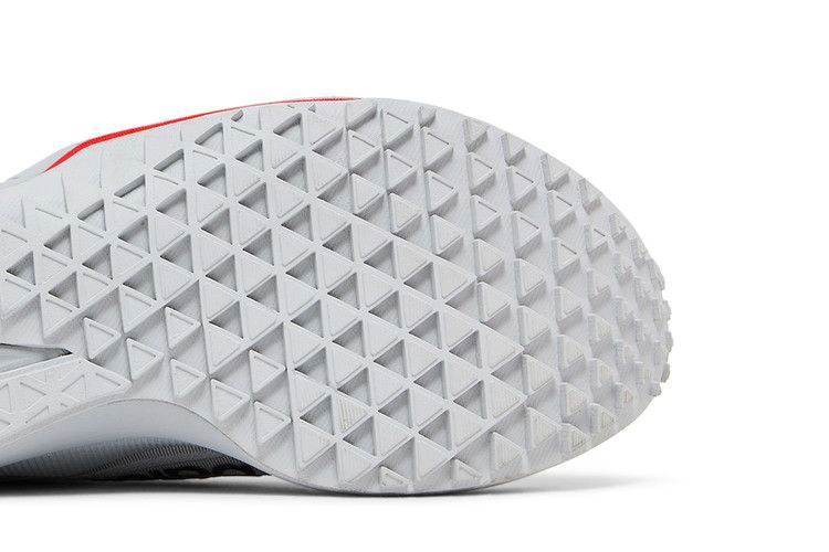 Кроссовки New Balance Wmns FuelCell SpeedDrift 'Grey Red'
