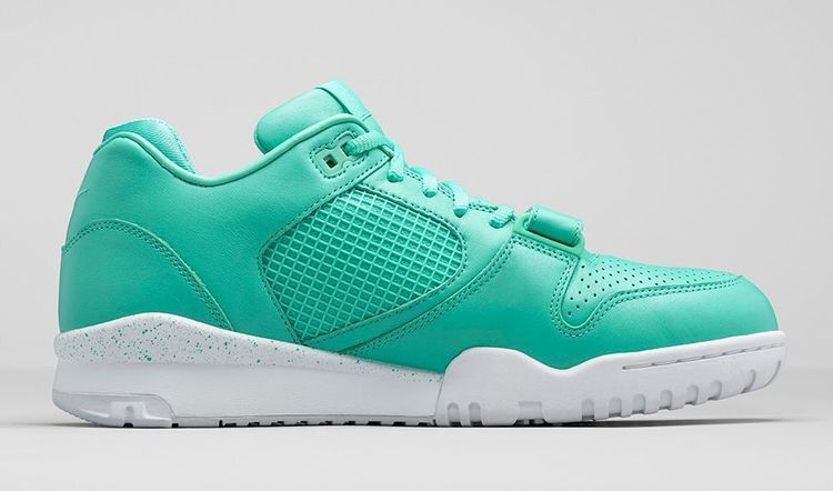 air-trainer-2-prm-qs-708459-300_04