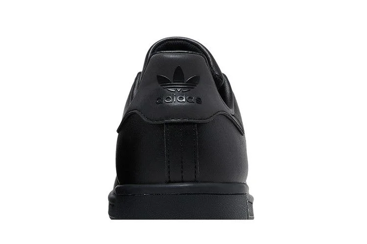 Кроссовки Pharrell x adidas Stan Smith 'Black Future'