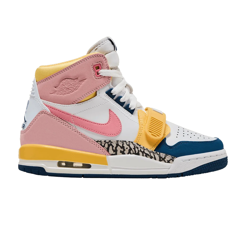 Krossovki-Air-Jordan-Legacy-312-GS-White-Coral-French-Blue