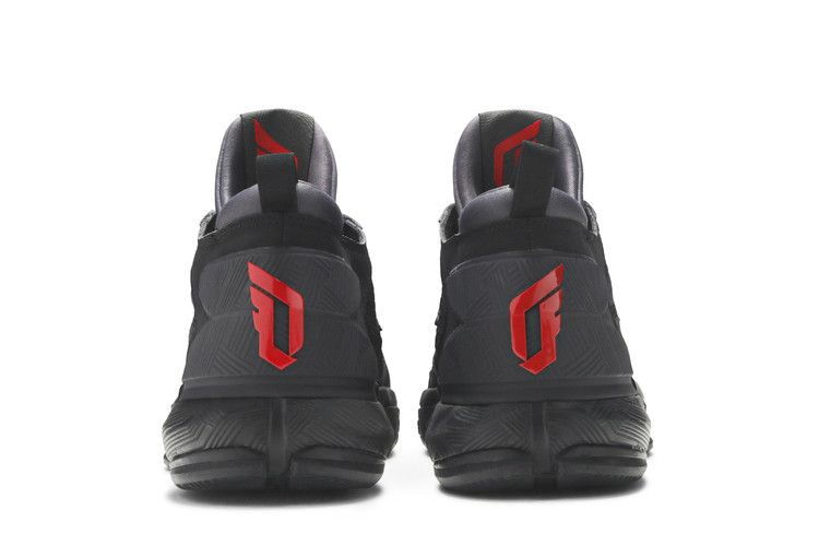 d-lillard-2-b42355_05