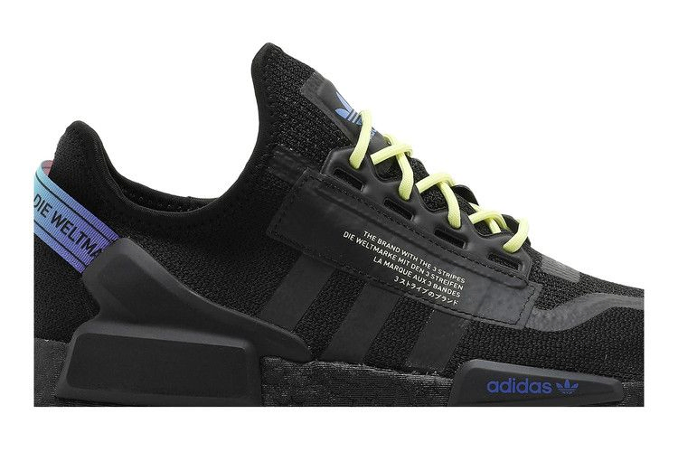 nmd_r1-v2-black-sonic-ink-gy8282_01