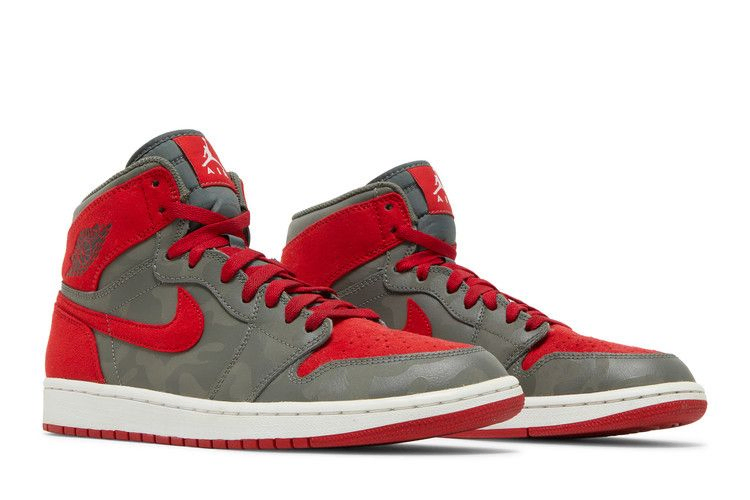 air-jordan-1-retro-high-p51-camo-332550-027_07