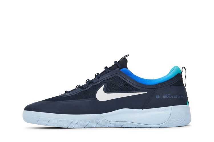 Кроссовки Nike Nyjah Free 2 SB 'Blue Flame Pack'
