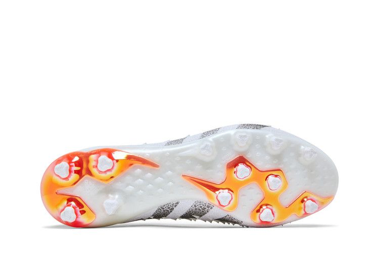 predator-freak-ag-demonskin-white-solar-red-fy8426_03