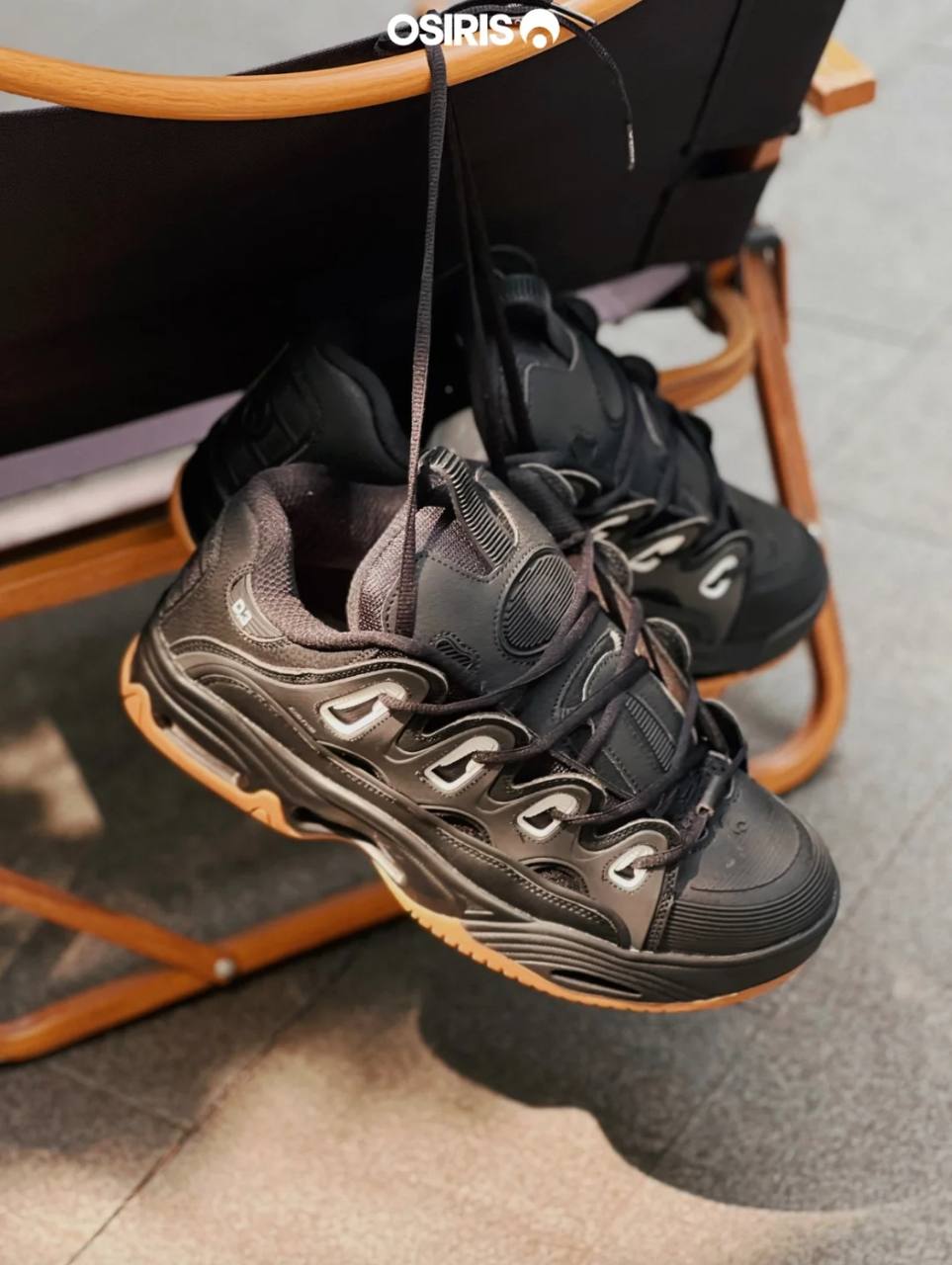 Osiris-D3-2001-Black-Gum-2