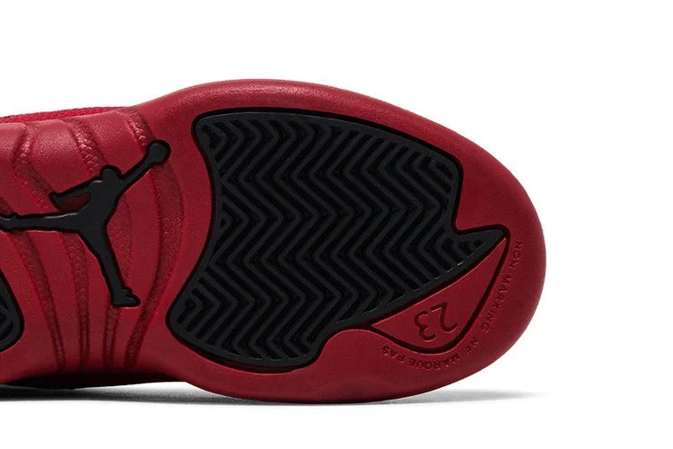 Кроссовки Air Jordan 12 Retro PS 'Flu Game' 2016
