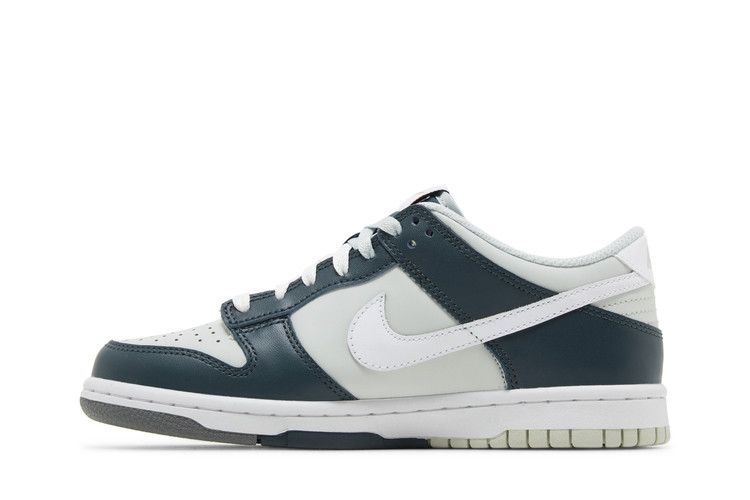 dunk-low-premium-gs-split-deep-jungle-fb9109-300_02