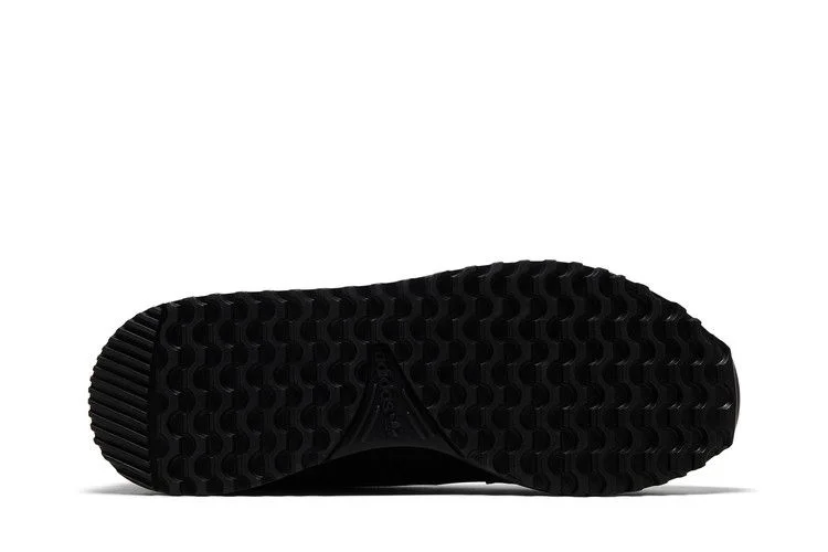 Krossovki-adidas-ZX-700-HD-Black-3
