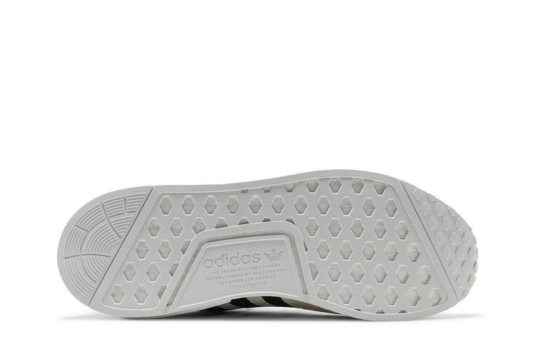 nmd_r1-white-gz7947_03