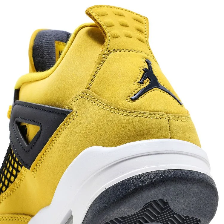 Krossovki-Air-Jordan-4-Retro-Lightning-2021-9