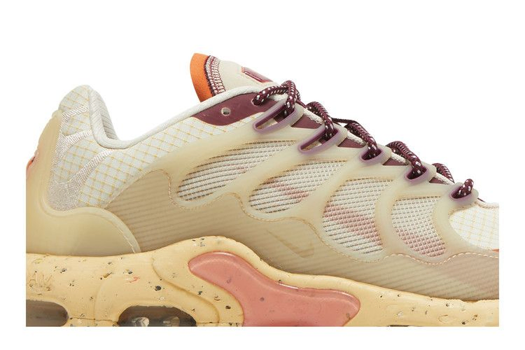 Кроссовки Nike Air Max Terrascape Plus 'Pearl White Dark Beetroot'