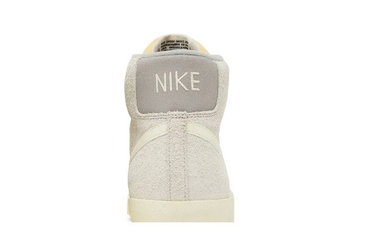 Кроссовки Nike Blazer Mid '77 Premium 'Medium Grey'