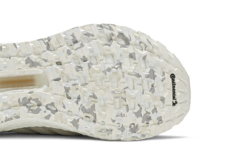 universal-works-x-ultraboost-19-chalk-white-eg5188_04