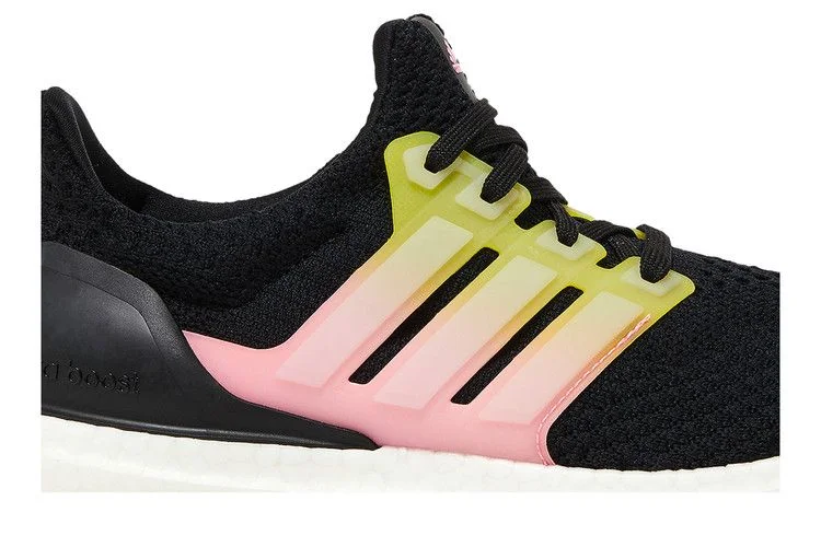 Krossovki-Adidas-UltraBoost-DNA-Climacool-Black-Beam-Pink-1