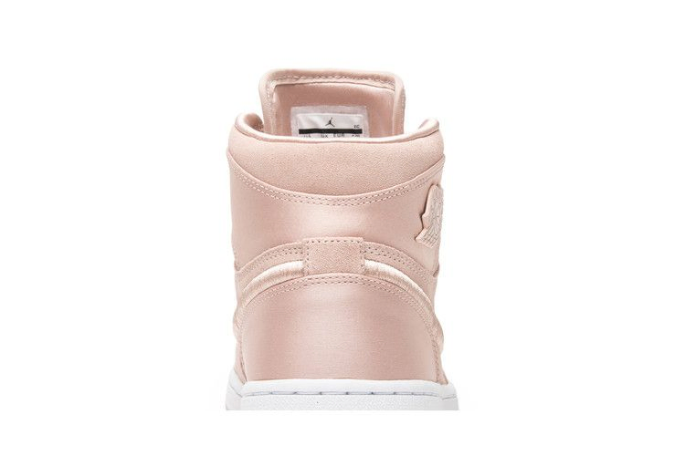 Кроссовки Wmns Air Jordan 1 Retro High 'Season of Her: Sunset Tint'