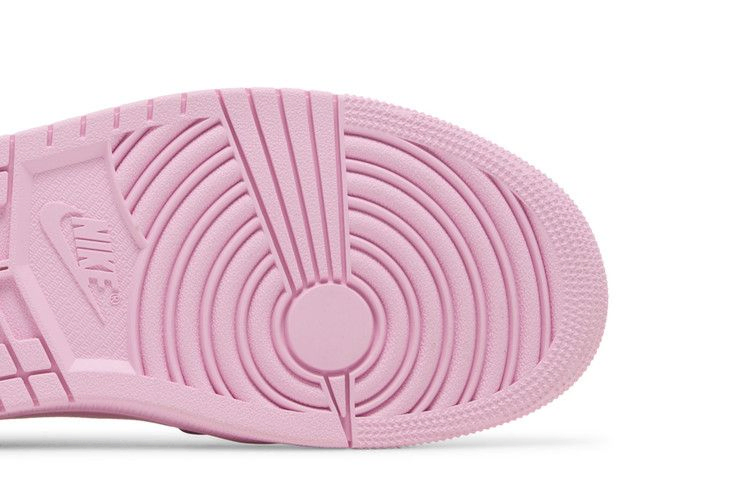 Кроссовки Wmns Air Jordan 1 Low Method of Make 'Perfect Pink'